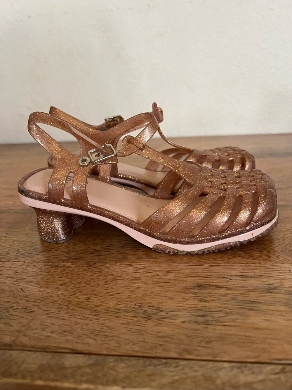 Mel Dreamed by Melissa Possession II Jelly Sandals Rose  Gold Size 1